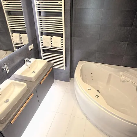Marina Apart-hotel 4*