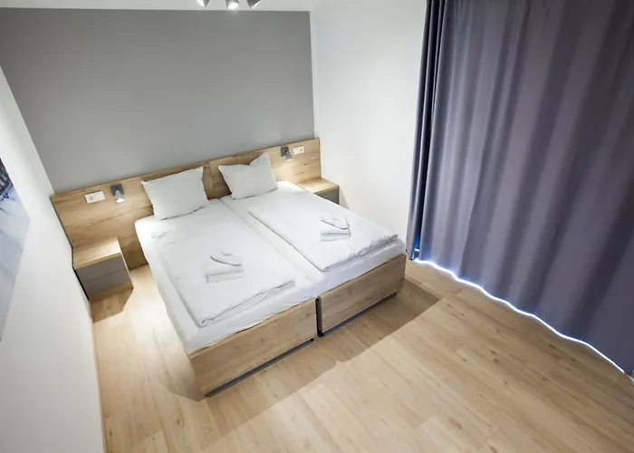 Marina Aparthotel 4*