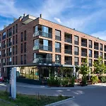 Marina Apartahotel