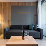 Marina Apartahotel