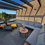 Marina 公寓式酒店 4*