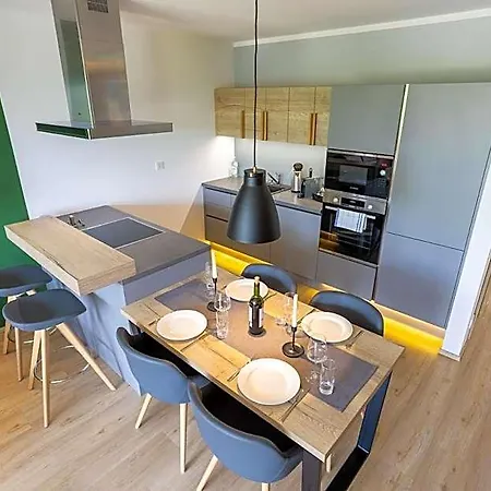 Apart-hotel Marina Ratisbona